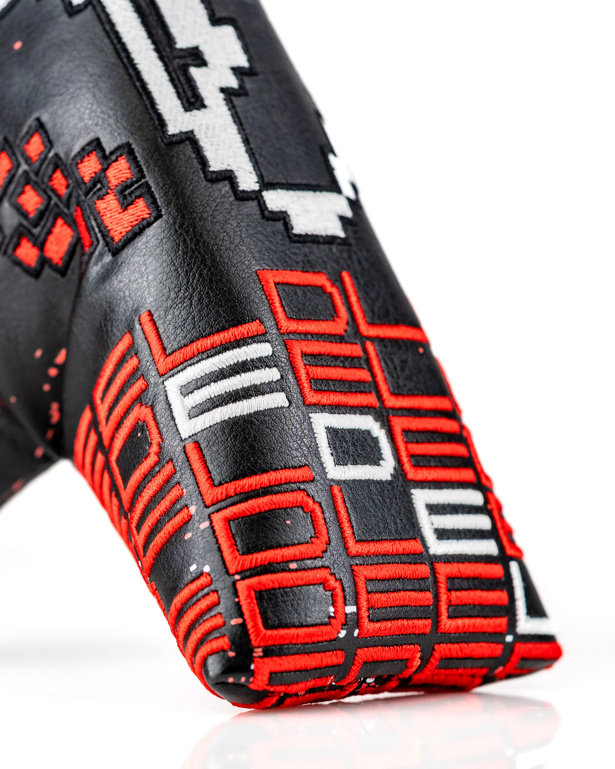 Edel Glitch Headcover (Limited Edition) - Image 3