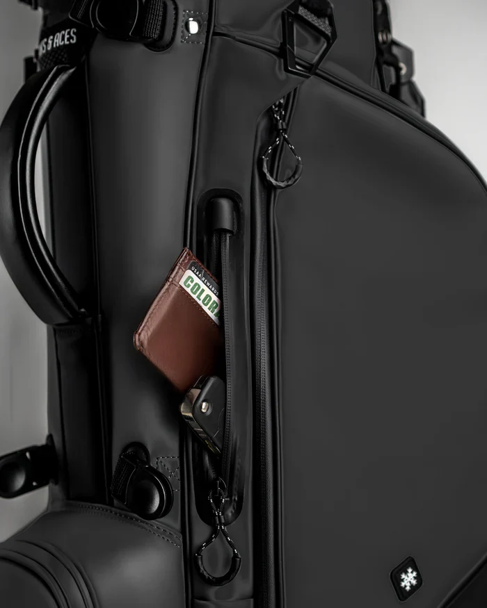 Player Preferred™ Golf Bag - Obsidian - Image 8